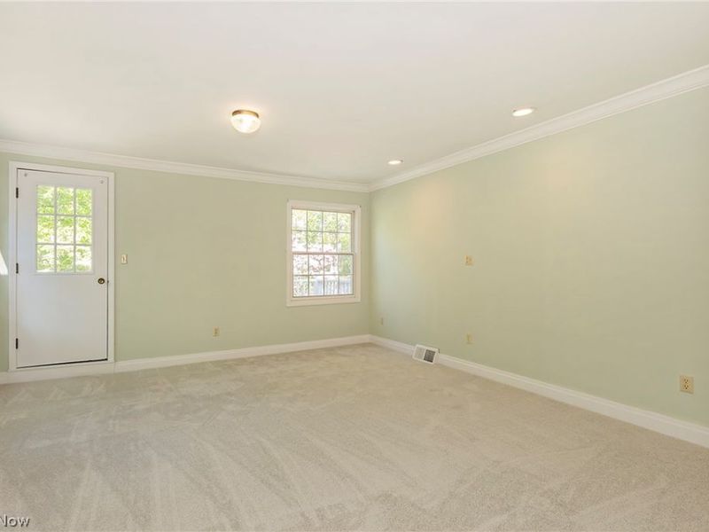 2528 Ashurst Road, University Heights, OH 44118 Photo 24