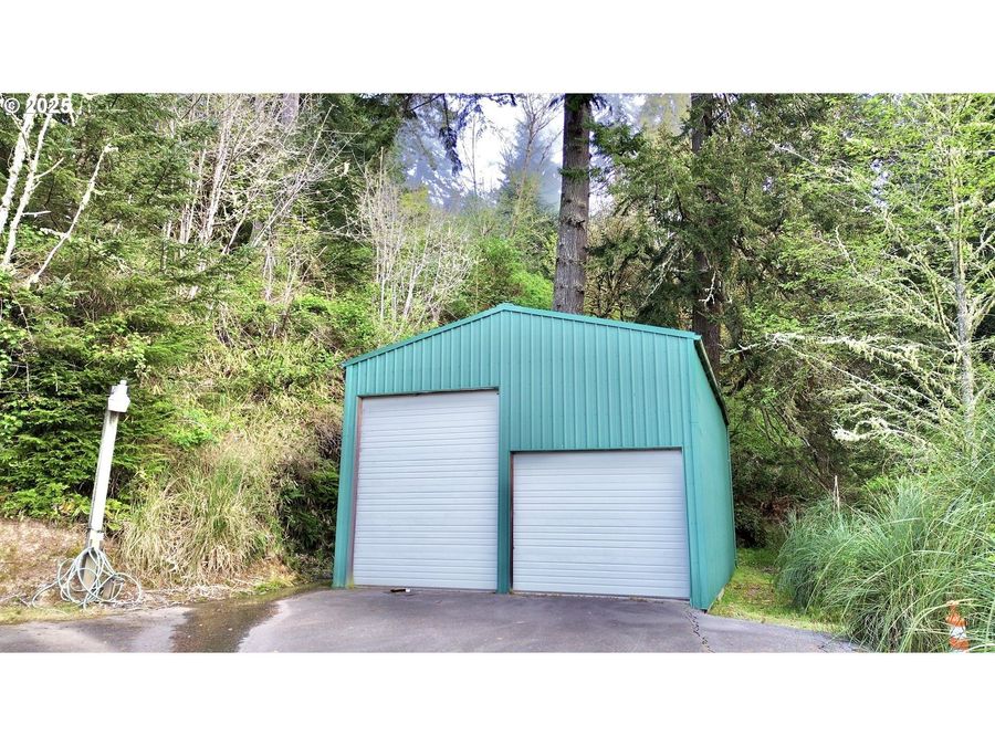 Property Image 37