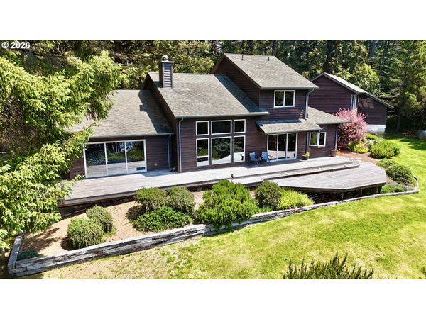 31904 CHANTRELLE LN, Gold Beach, OR 97444