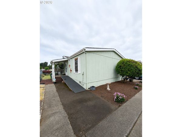 10400 SE COOK CT, Unit 22, Milwaukie, OR 97222