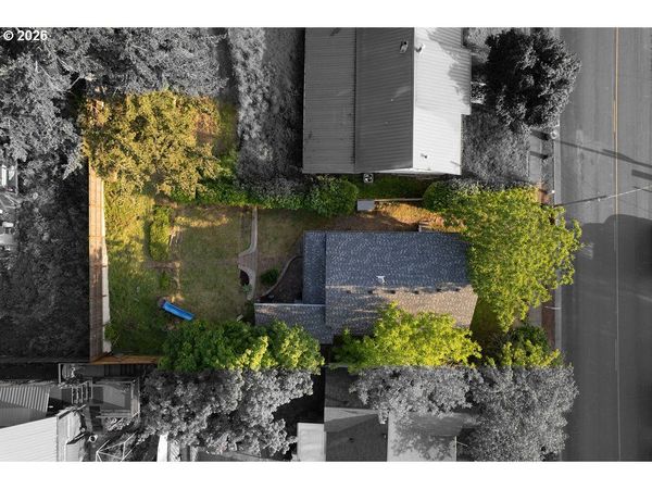 724 N MAIN ST, Brownsville, OR 97327
