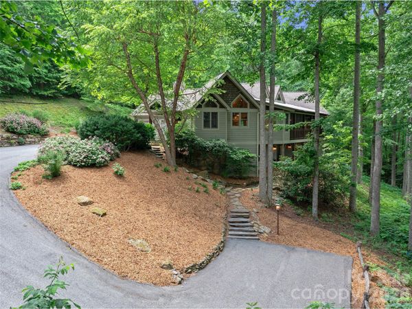 71 Chestnut Hill Road , Spruce Pine, NC 28777