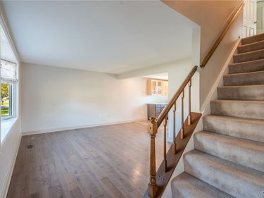 4071 Sesame Path, Liverpool, NY 13090
