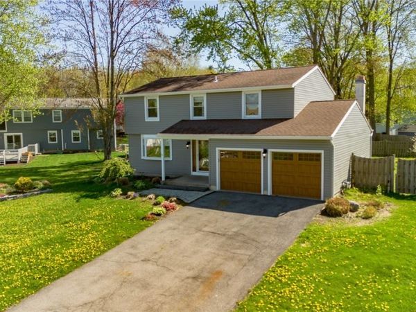 4071 Sesame Path , Liverpool, NY 13090