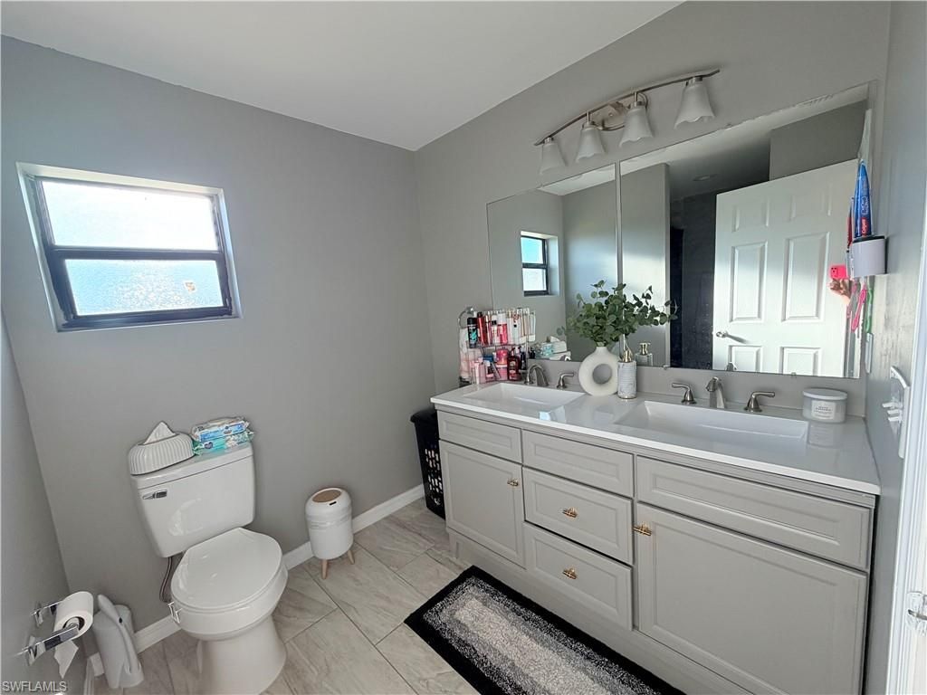 100 NW 13th Pl, Cape Coral, FL 33993 Photo
