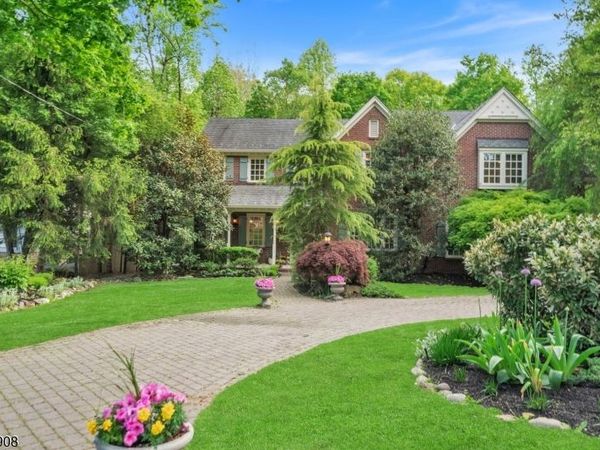 20 Diann Drive, Montville, NJ 07045