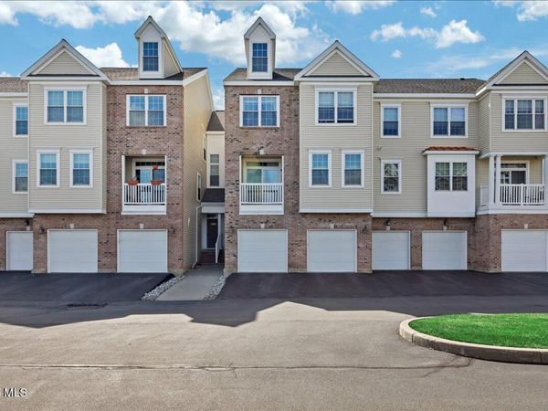 5203 Admirals Walk Drive, Cohoes, NY 12047