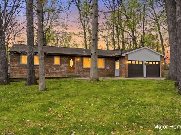3907 Tioga Drive SW, Wyoming, MI 49519