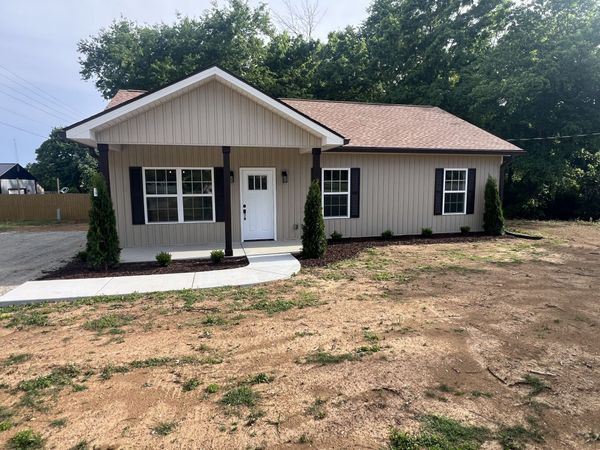 929 Terry St , Pulaski, TN 38478