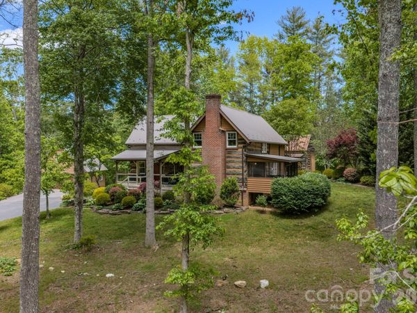 75 Old Gap Creek Road, Fairview, NC 28730