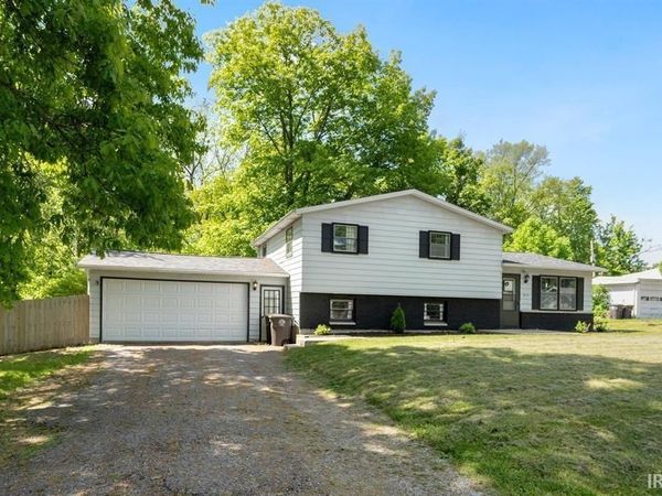 2115 Graham Drive, Fort Wayne, IN 46818