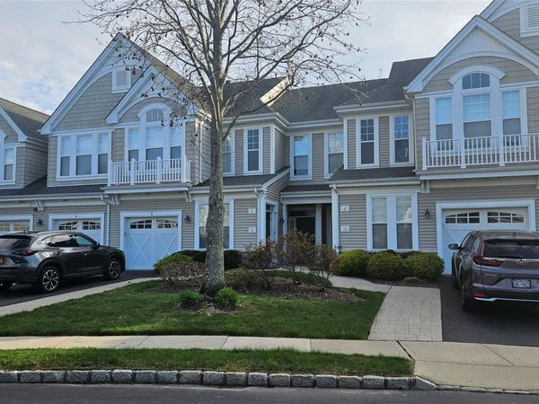 8 Symphony Drive, Lake Grove, NY 11755