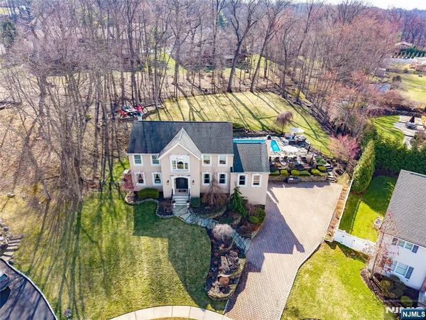 4 Michele Court, WAYNE, NJ 07470