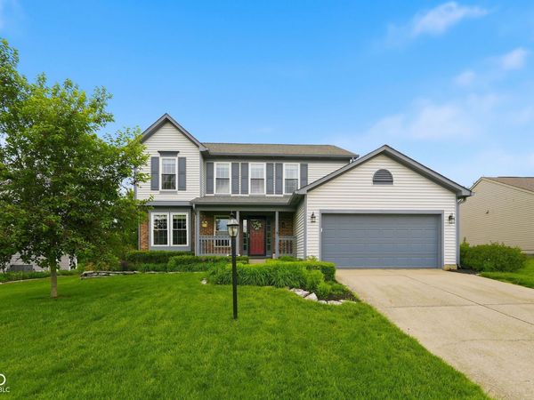 1176 Glenbar Way , Greenwood, IN 46143