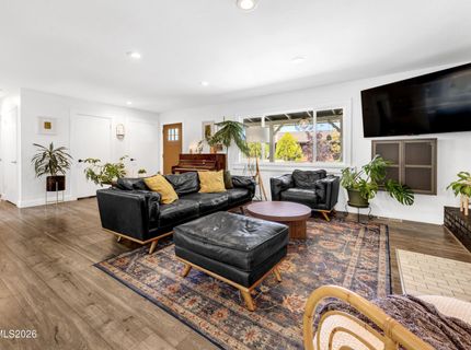 3282 Susileen Drive, Reno, NV 89509 Photo