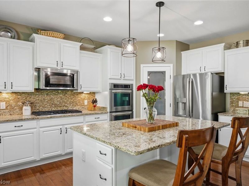 7695 Cottonwood Trail, Chagrin Falls, OH 44023 Photo 19