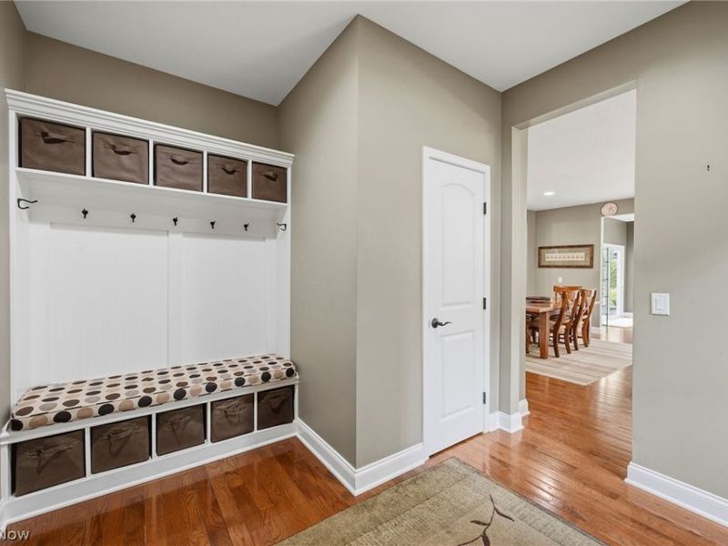 7695 Cottonwood Trail, Chagrin Falls, OH 44023 Photo 24