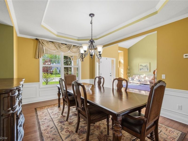 7695 Cottonwood Trail, Chagrin Falls, OH 44023 Photo 6