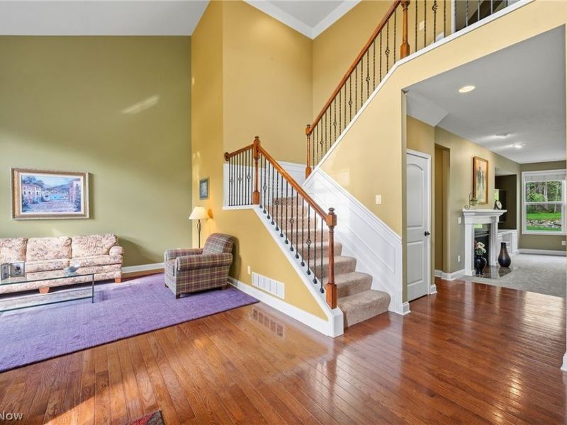 7695 Cottonwood Trail, Chagrin Falls, OH 44023 Photo 8