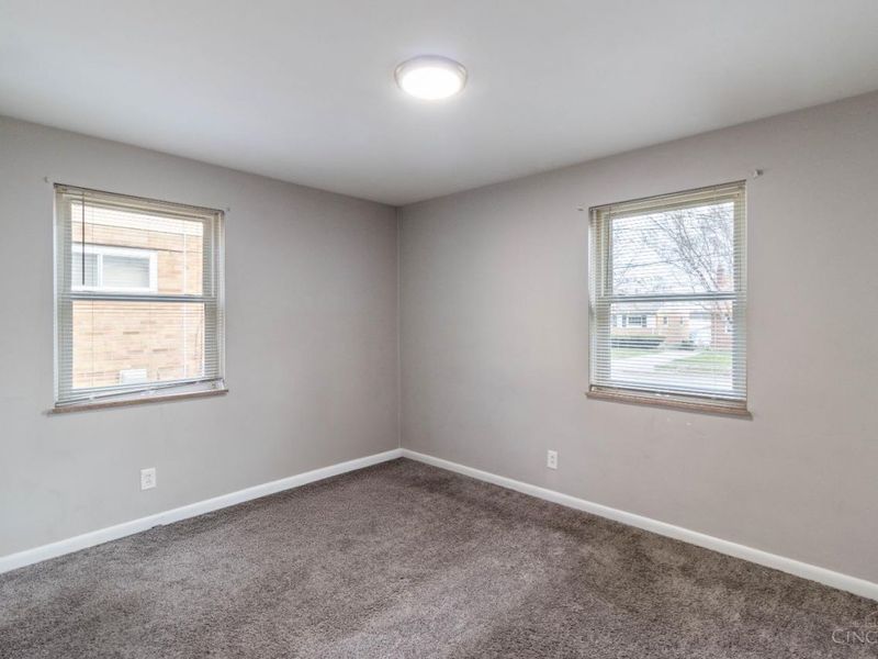 877 Oakfield Avenue, Cincinnati, OH 45224 Photo 15