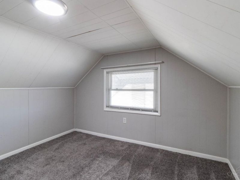877 Oakfield Avenue, Cincinnati, OH 45224 Photo 21