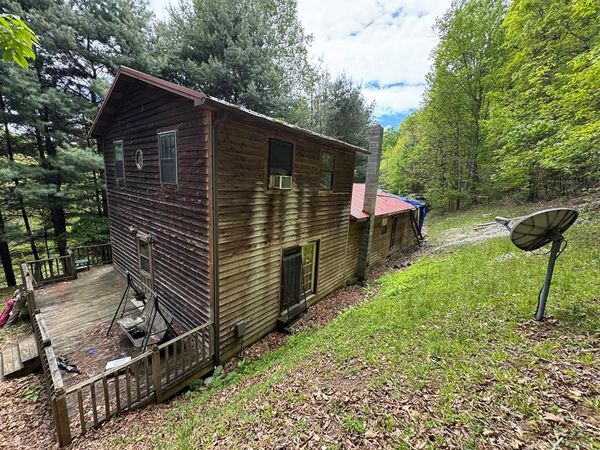 589 Brunty Hollow Road, FAIRDALE, WV 25839