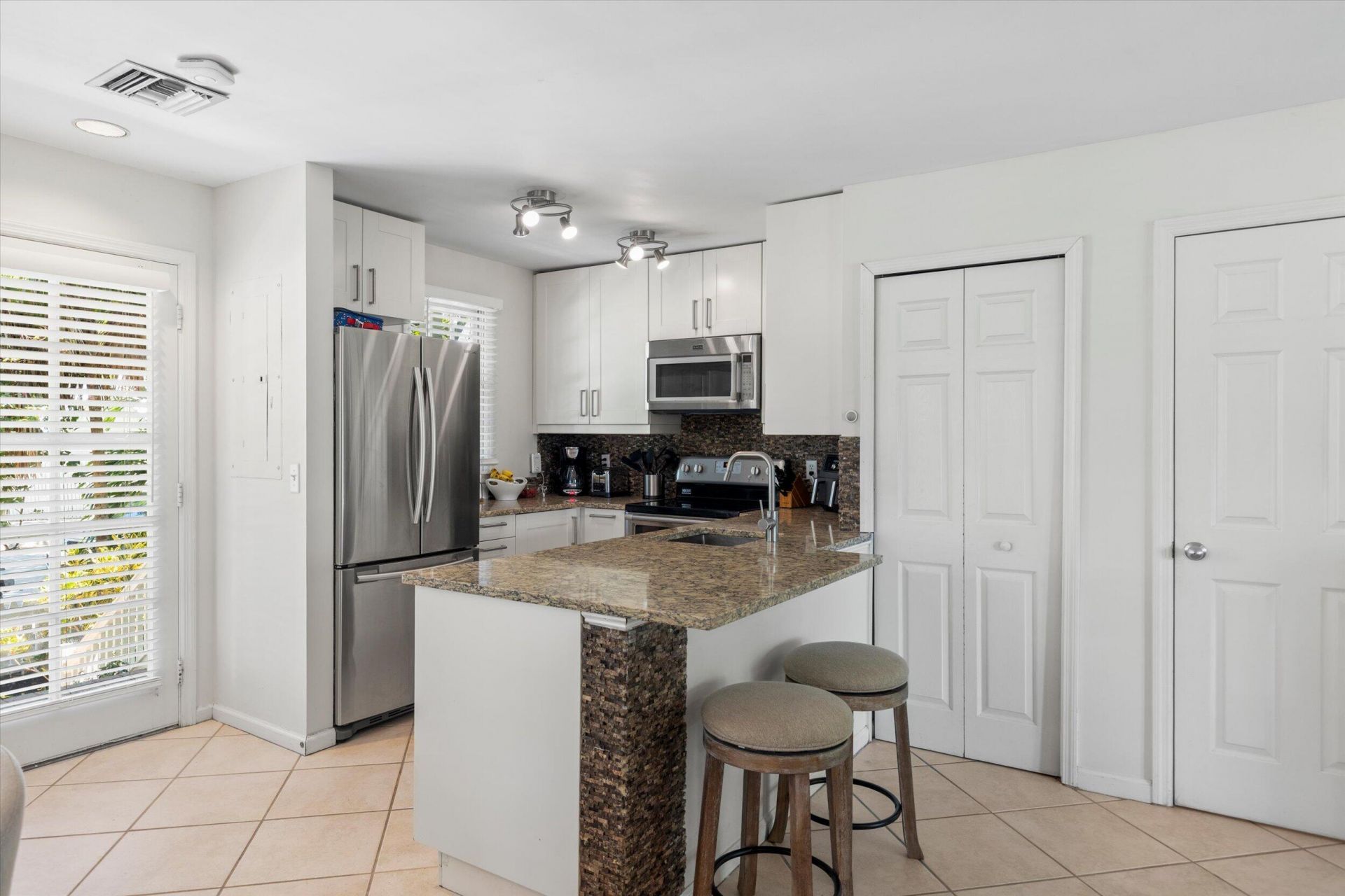 56 Golf Club Drive, Key West, FL 33040 Photo