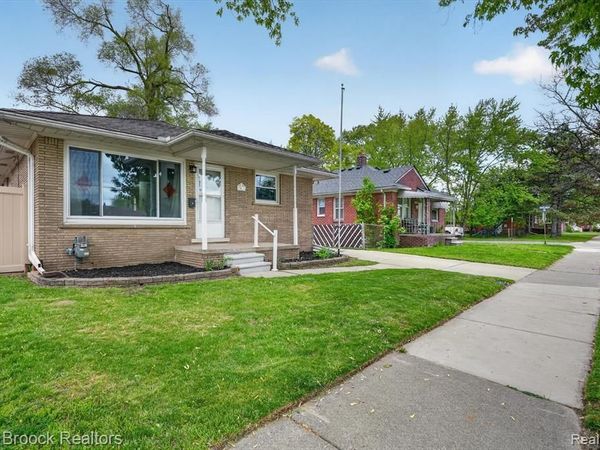3062 Ferris Avenue, Lincoln Park, MI 48146
