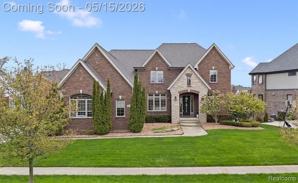 54381 Pelican Lane, Shelby Township, MI 48315 Main Photo