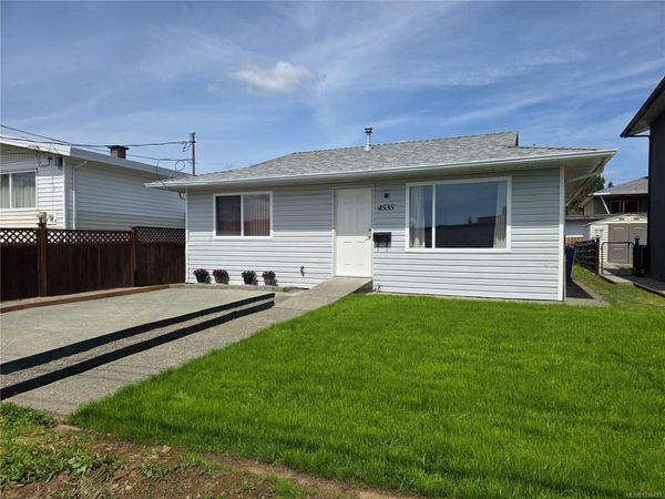 4535 Arrowsmith Rd , Port Alberni, BC V9Y 5P3