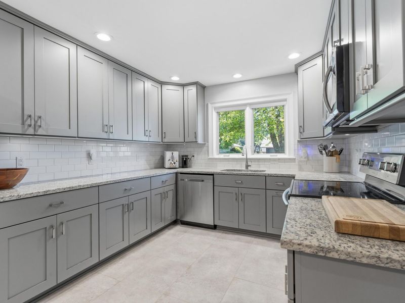 2690 Donna Drive, Upper Arlington, OH 43220 Photo 18