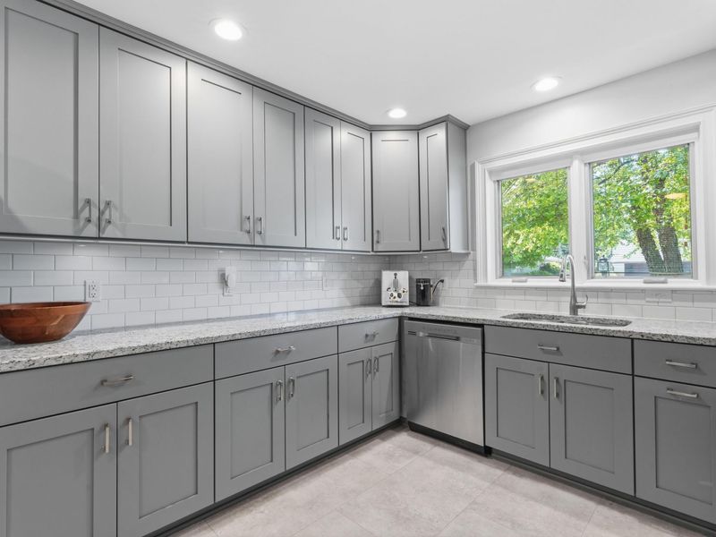 2690 Donna Drive, Upper Arlington, OH 43220 Photo 19