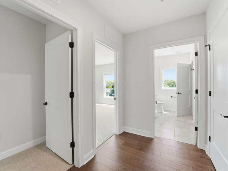 5233 Highpointe Lakes Drive , Unit 301, Westerville, OH 43081 Photo 4