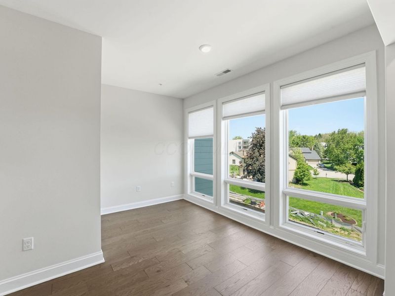 5233 Highpointe Lakes Drive , Unit 301, Westerville, OH 43081 Photo 5