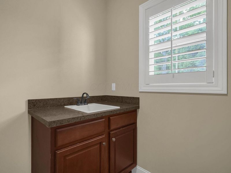 5704 Juliana Place, Columbus, OH 43235 Photo 29