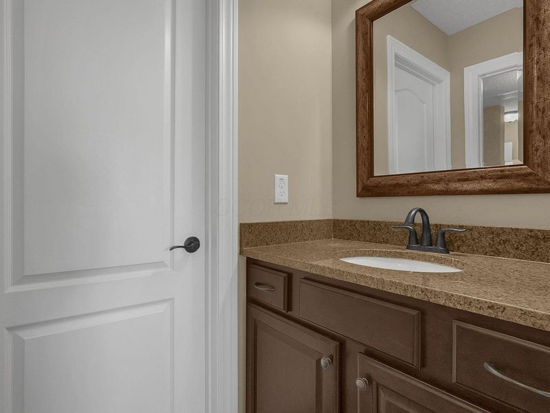 5704 Juliana Place, Columbus, OH 43235 Photo 42