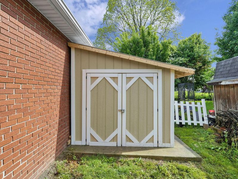 103 Walnut Street , Pleasantville, OH 43148 Photo 25