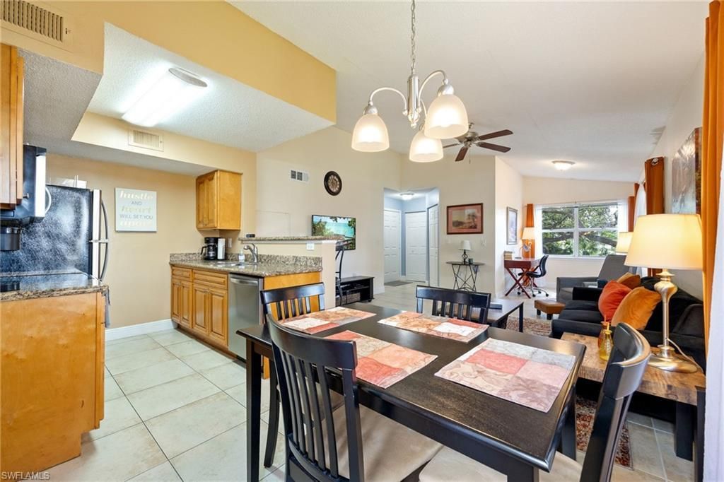 12581 Equestrian Cir, Unit 1016, Fort Myers, FL 33907 Photo