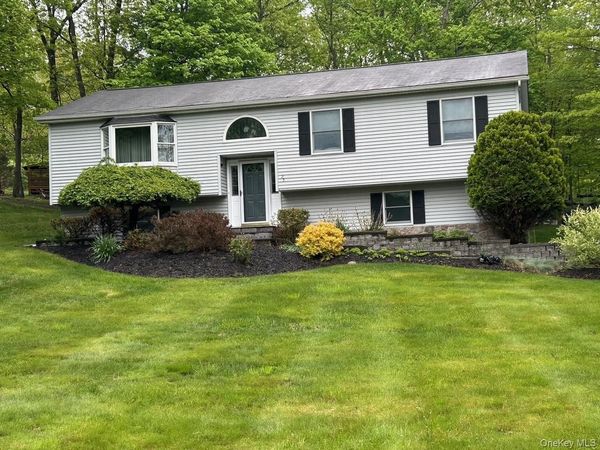 25 Cocoa Lane , Newburgh, NY 12550