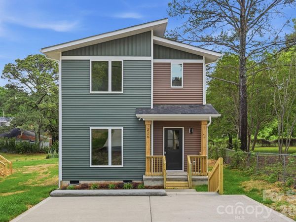226 Summit Avenue , Albemarle, NC 28001