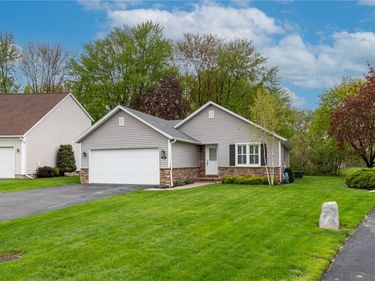 92 Olivia Circle, Rochester, NY 14626