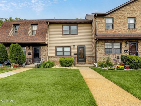 12 Village Green Way, Hazlet, NJ 07730