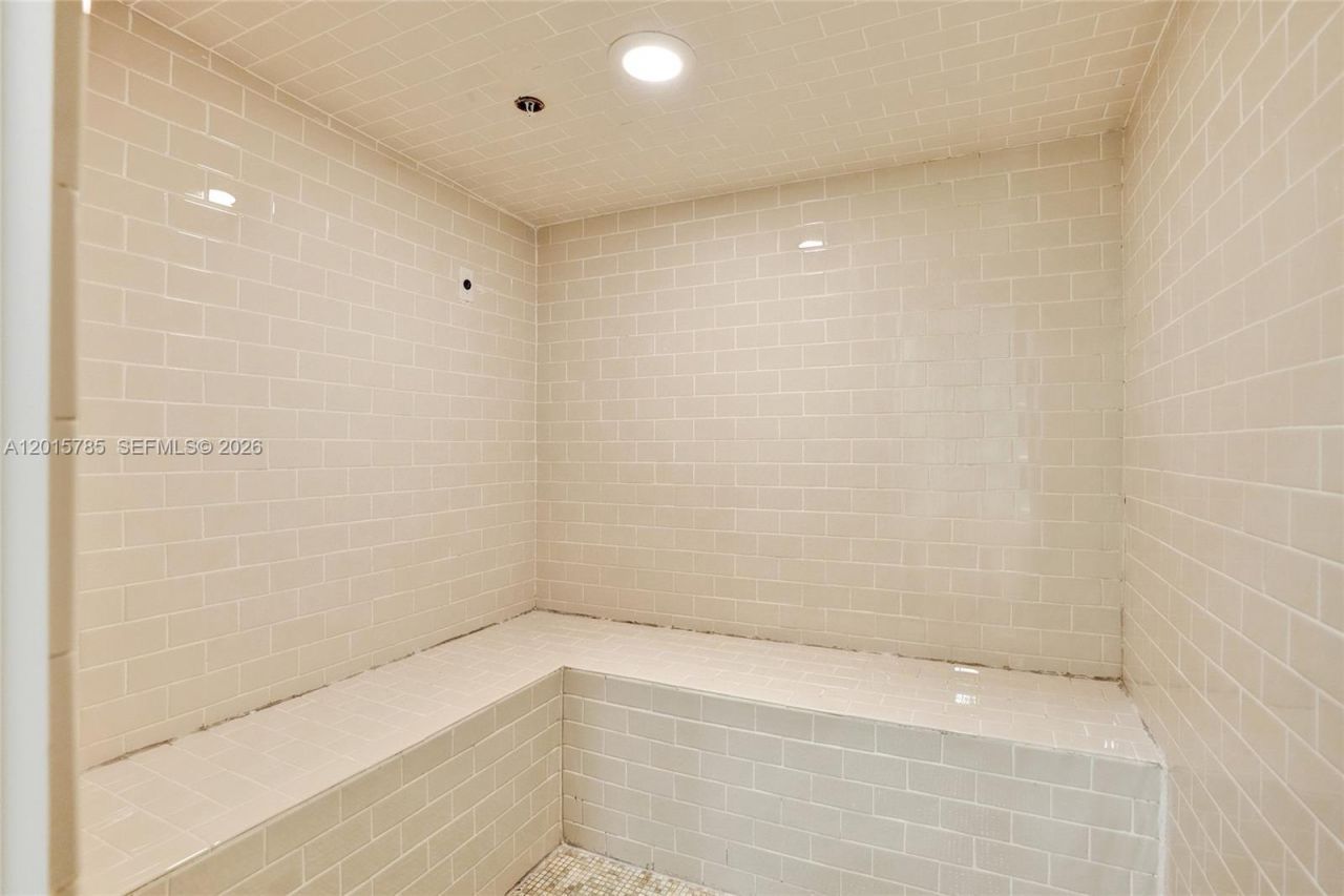 6917 Collins Ave, Unit 503, Miami Beach, FL 33141 Photo