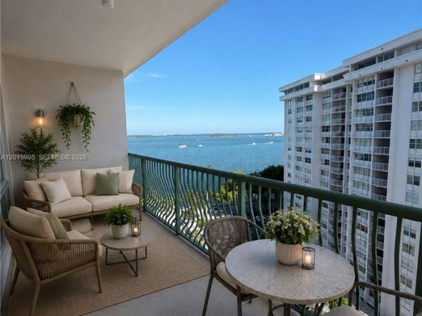1408 Brickell Bay Dr, Unit 1104, Miami, FL 33131