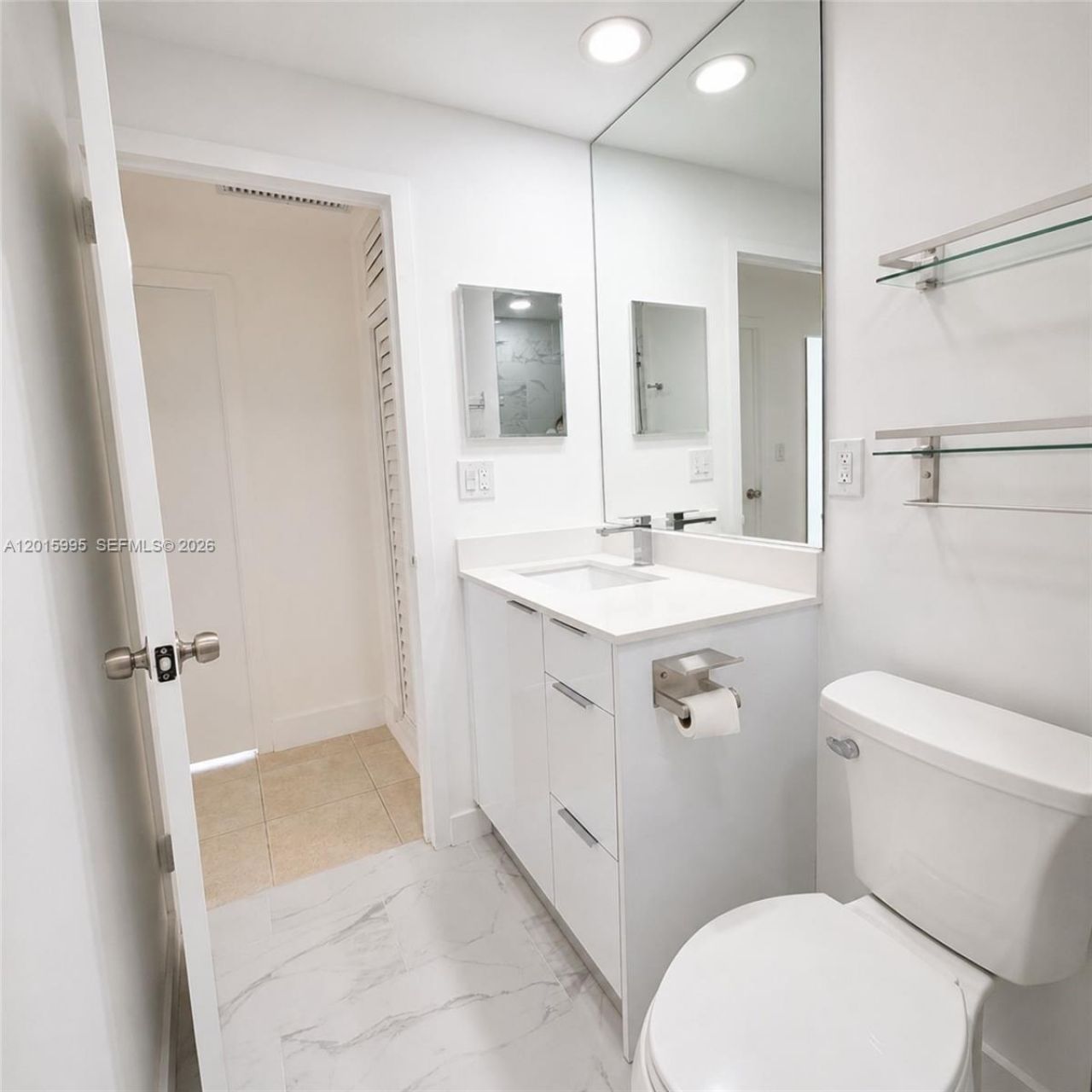 1408 Brickell Bay Dr , Unit 1104, Miami, FL 33131 Photo