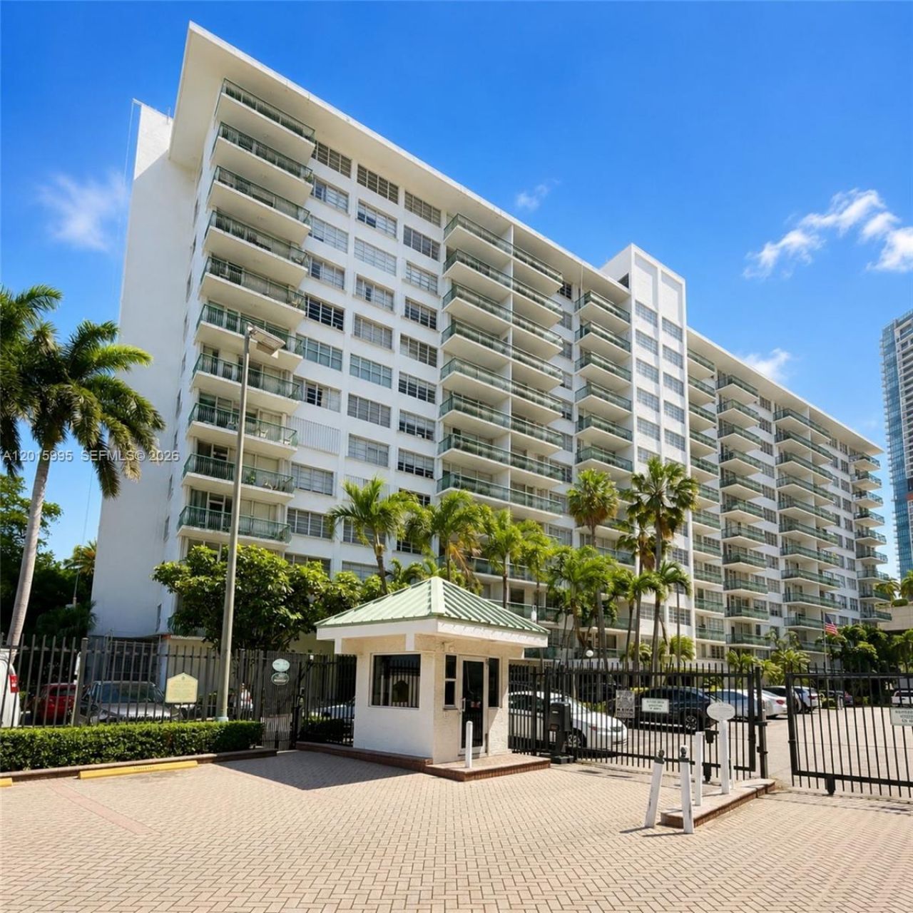 1408 Brickell Bay Dr , Unit 1104, Miami, FL 33131 Photo