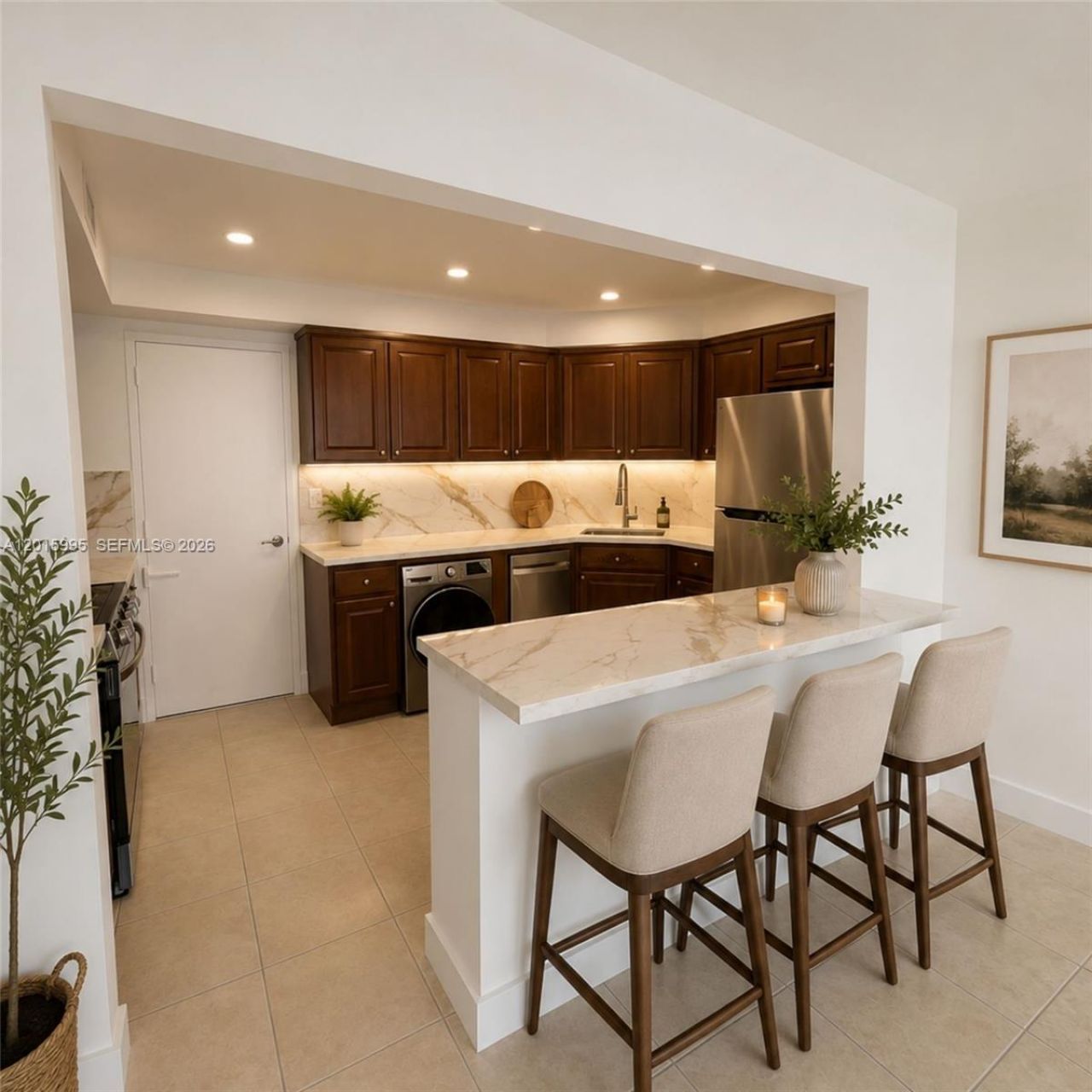 1408 Brickell Bay Dr, Unit 1104, Miami, FL 33131 Photo