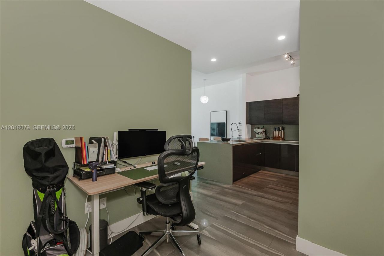 1080 Brickell Ave, Unit 2803, Miami, FL 33131 Photo