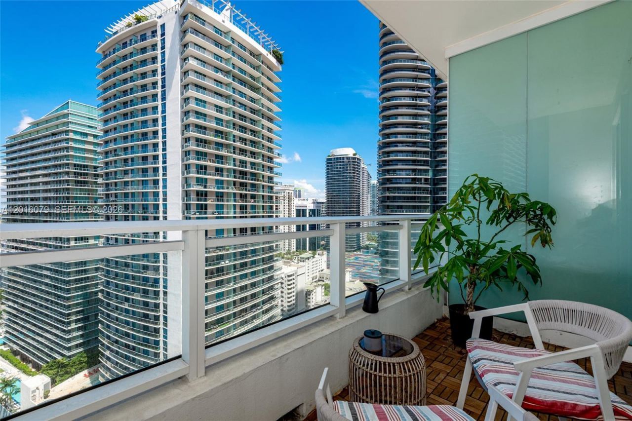 1080 Brickell Ave, Unit 2803, Miami, FL 33131 Photo