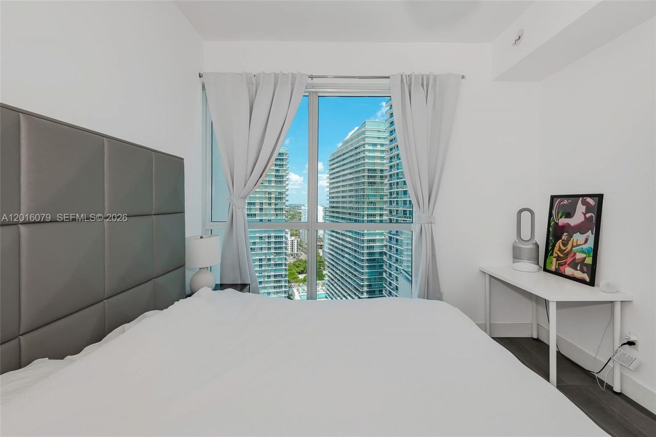 1080 Brickell Ave, Unit 2803, Miami, FL 33131 Photo